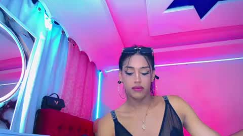 kayla_sexx online show from June 22, 3:25 am