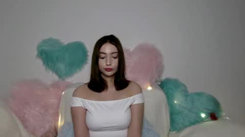 Snapshot of kaylabeautykiss chatting on May 6, 6:35 pm kayla online show from May 6, 6:35 pm