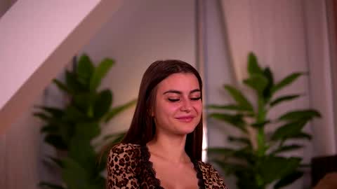 Snapshot of kaylabray chatting on November 5, 4:56 am kaylabray online show from November 5, 4:56 am