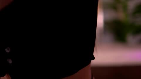 Snapshot of kaylabray chatting on November 10, 4:11 am kaylabray online show from November 10, 4:11 am