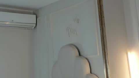 Snapshot of kaylachannell chatting on December 4, 2:54 am kaylachannell online show from December 4, 2:54 am