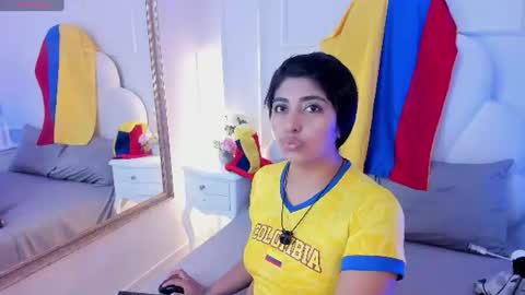 kaylachannell online show from June 24, 4:22 am