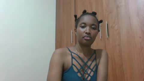 kaylar online show from May 14, 5:20 pm