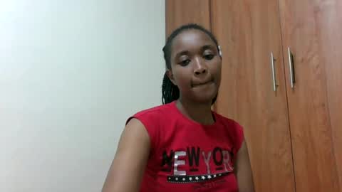 kaylar online show from June 15, 4:31 pm