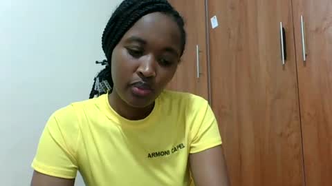 kaylar online show from July 30, 12:15 pm