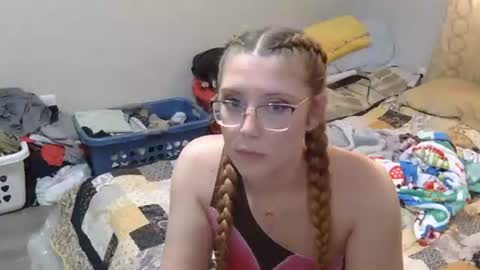 kaylee kakes online show from May 2, 8:47 pm