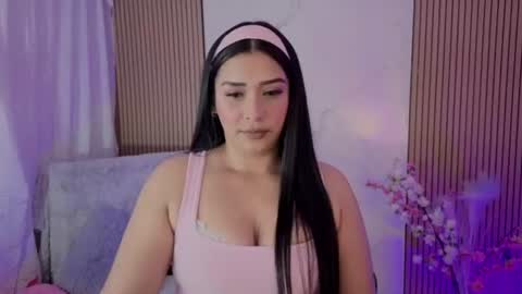 Kaylee online show from June 11, 5:33 pm