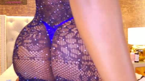 Snapshot of kaylie_mitchel chatting on May 27, 11:13 pm KAYLIE online show from May 27, 11:13 pm