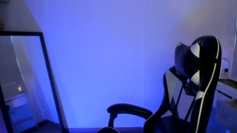 kaylie online show from July 10, 10:34 pm