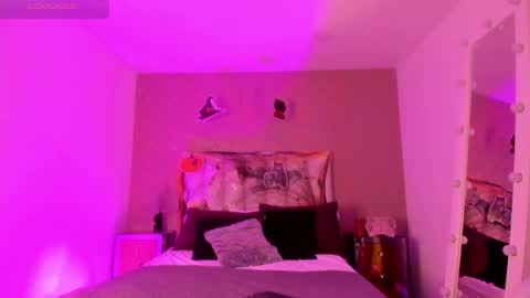 kayliebrooks online show from October 21, 7:14 pm