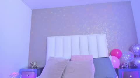kayliebrooks online show from April 25, 1:03 pm