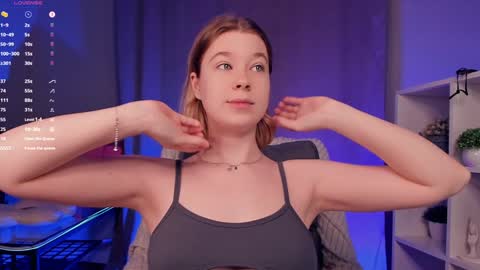 Snapshot of kaylisse chatting on October 27, 10:19 am Hi Im Arina 3 online show from October 27, 10:19 am