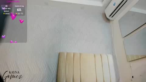 Snapshot of kayna_gomez chatting on September 17, 7:26 pm Kayna online show from September 17, 7:26 pm