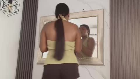 Snapshot of kayna_gomez chatting on November 8, 7:34 pm Kayna online show from November 8, 7:34 pm