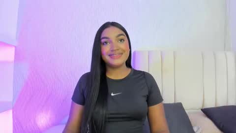 Snapshot of kayna_gomez chatting on November 25, 7:03 pm Kayna online show from November 25, 7:03 pm