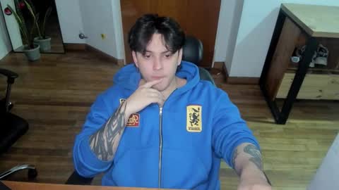 kaynn_b online show from January 11, 7:46 am
