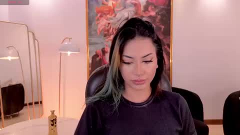 Kay online show from June 9, 3:51 am