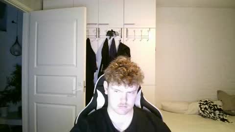 Aatu online show from December 2, 8:30 am