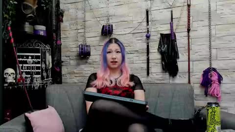 Snapshot of kaziaswart chatting on November 10, 3:33 pm Miss Kazia online show from November 10, 3:33 pm