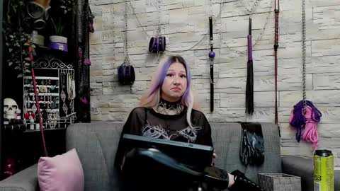 Snapshot of kaziaswart chatting on December 5, 1:47 am Miss Kazia online show from December 5, 1:47 am