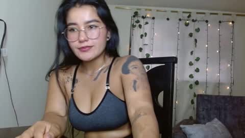 Snapshot of kazumi6 chatting on February 3, 7:52 pm KAZUMI online show from February 3, 7:52 pm