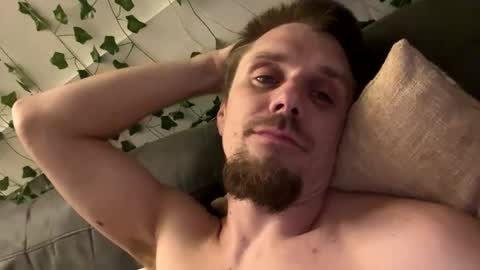 Snapshot of kcdowdy90 chatting on November 23, 3:28 am rowdy6969 online show from November 23, 3:28 am