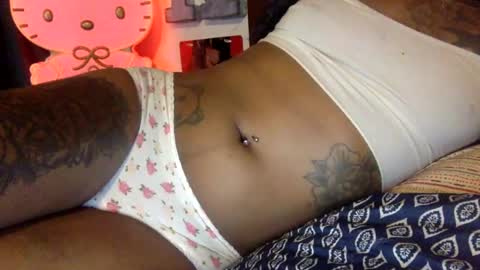 KCupCakes online show from August 5, 2:14 am