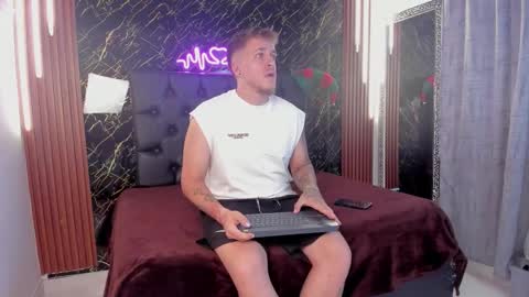 Keane online show from December 2, 12:54 pm