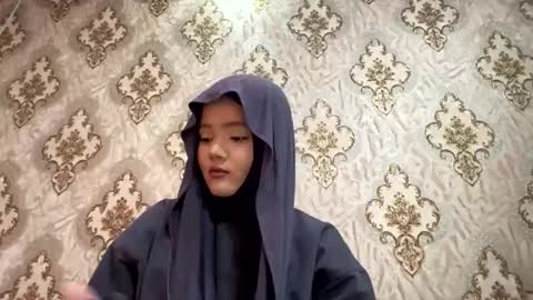 Snapshot of keeleylandrie chatting on January 6, 10:30 am Kate online show from January 6, 10:30 am