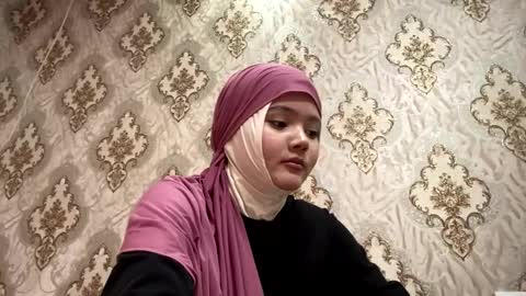 Snapshot of keeleylandrie chatting on January 10, 11:23 am Kate online show from January 10, 11:23 am