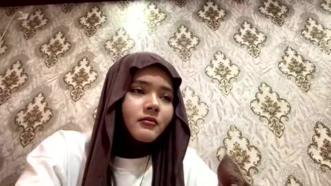 Snapshot of keeleylandrie chatting on February 3, 10:09 am Kate online show from February 3, 10:09 am