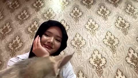 Snapshot of keeleylandrie chatting on February 17, 11:40 am Kate online show from February 17, 11:40 am