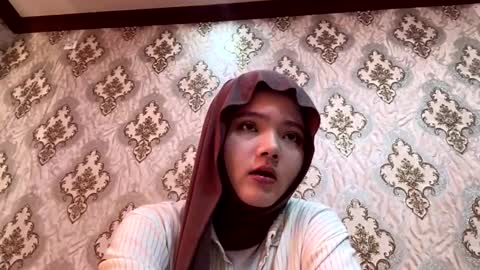 Snapshot of keeleylandrie chatting on February 23, 5:16 am Kate online show from February 23, 5:16 am