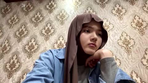 Snapshot of keeleylandrie chatting on March 10, 5:34 am Kate online show from March 10, 5:34 am