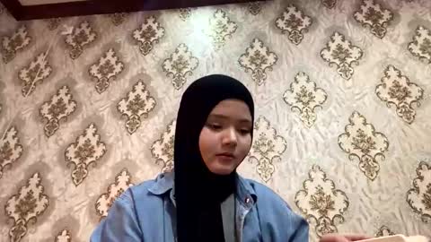 Snapshot of keeleylandrie chatting on March 11, 6:08 am Kate online show from March 11, 6:08 am