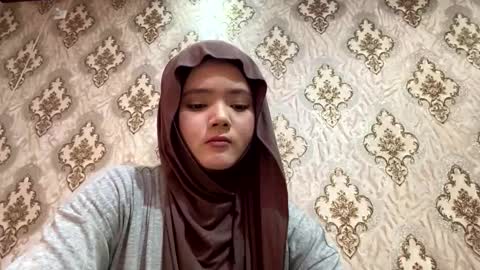 Snapshot of keeleylandrie chatting on March 12, 5:46 am Kate online show from March 12, 5:46 am