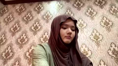 Snapshot of keeleylandrie chatting on March 16, 6:17 am Kate online show from March 16, 6:17 am