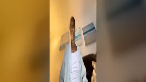 Keephimcum69me online show from June 12, 9:52 am