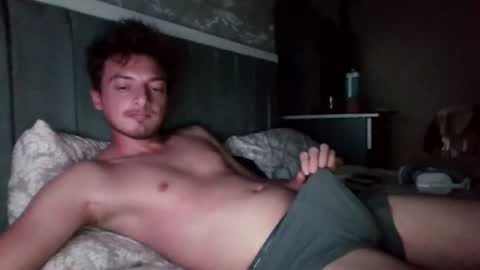 keetherwulf online show from August 1, 12:43 am