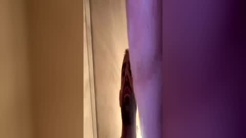 keexxx690900 online show from June 13, 6:28 pm