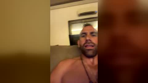 keexxx690900 online show from June 24, 8:19 pm