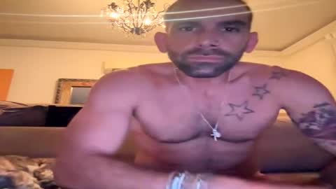 keexxx690900 online show from July 18, 11:08 pm