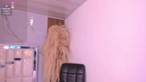 Snapshot of keila_mendoza chatting on March 8, 4:27 am Keila online show from March 8, 4:27 am