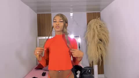 Snapshot of keila_mendoza chatting on March 14, 5:46 am Keila online show from March 14, 5:46 am