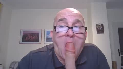 Snapshot of keilie1 chatting on November 30, 10:14 pm keilie1 online show from November 30, 10:14 pm