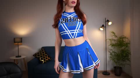 Snapshot of keira_knight chatting on January 24, 9:47 pm keira_knight online show from January 24, 9:47 pm