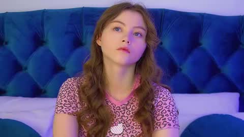 Snapshot of keiraace chatting on September 26, 6:12 pm Keira online show from September 26, 6:12 pm