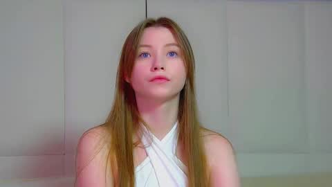 Snapshot of keiraace chatting on October 7, 6:16 pm Keira online show from October 7, 6:16 pm