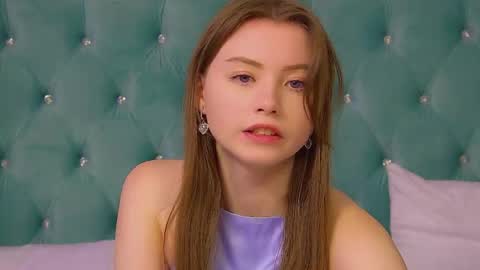 Snapshot of keiraace chatting on October 8, 6:27 pm Keira online show from October 8, 6:27 pm