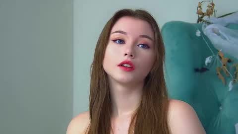 Keira online show from October 28, 6:32 pm